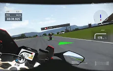 Screenshot 7: Real Moto 2