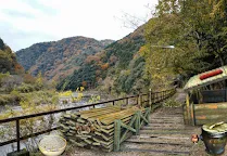 Screenshot 1: 逃出神秘傳奇